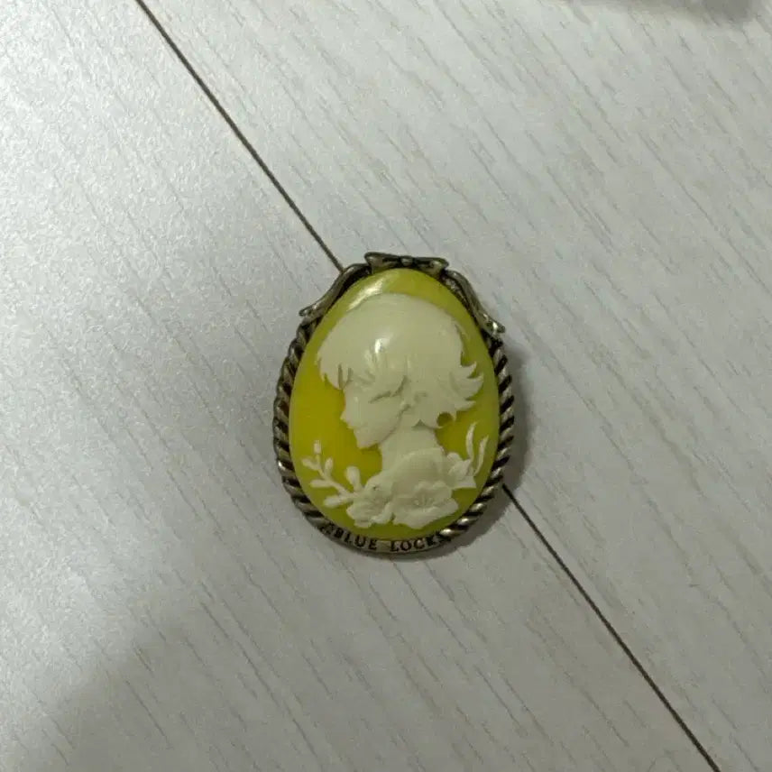 [BUNJANG] Blue Lock Nagi &amp; Bachira Cameo Brooch Bundle Set / 블루록 나기, 바치라  카메오 브로치 일괄 판매