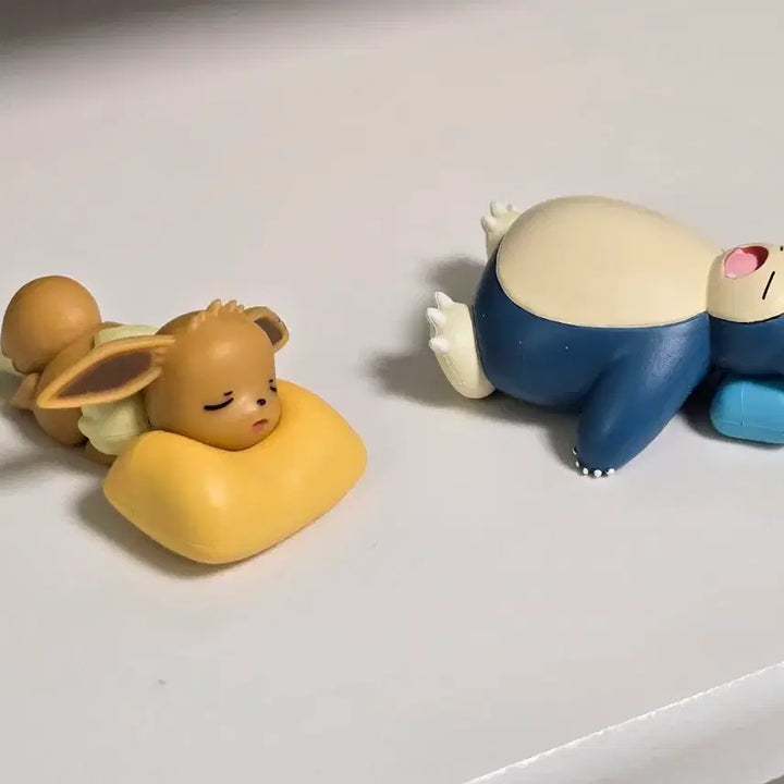 [BUNJANG] Pokemon Monster Ball Eevee Snorlax Figure Set / 포켓몬 포켓몬스터 몬스터볼 음료수 이브이 잠만보 피규어 판매 cu gs25