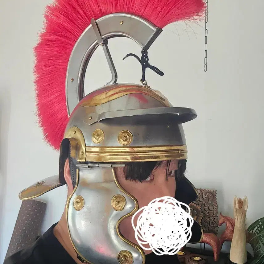 [BUNJANG] Roman Centurion Helmet with Red Feather Plume / 로마 군인 붉은 깃털 장식 투구 백부장 헬멧