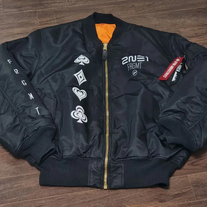 [BUNJANG] 2NE1 Fragment MA-1 Bomber Jacket / 2NE1 투애니원 프라그먼트 콜라보 MA-1 항공 점퍼 자켓