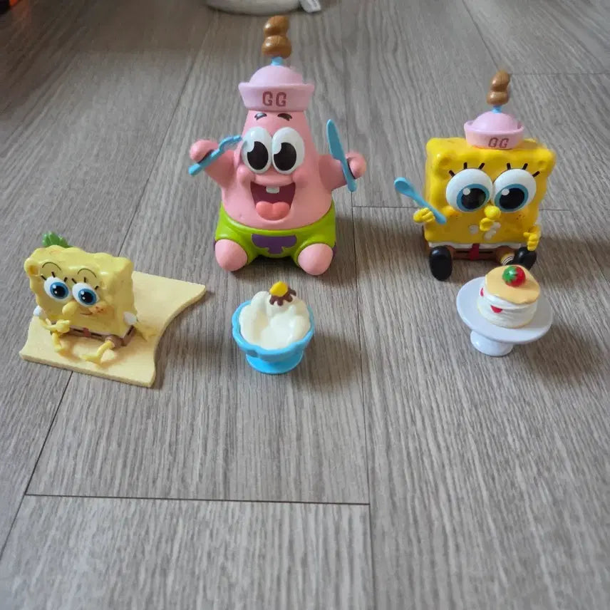 [BUNJANG] Pop Mart SpongeBob &amp; Patrick Set Figures / 세트 팝마트 스폰지밥 뚱이 피규어