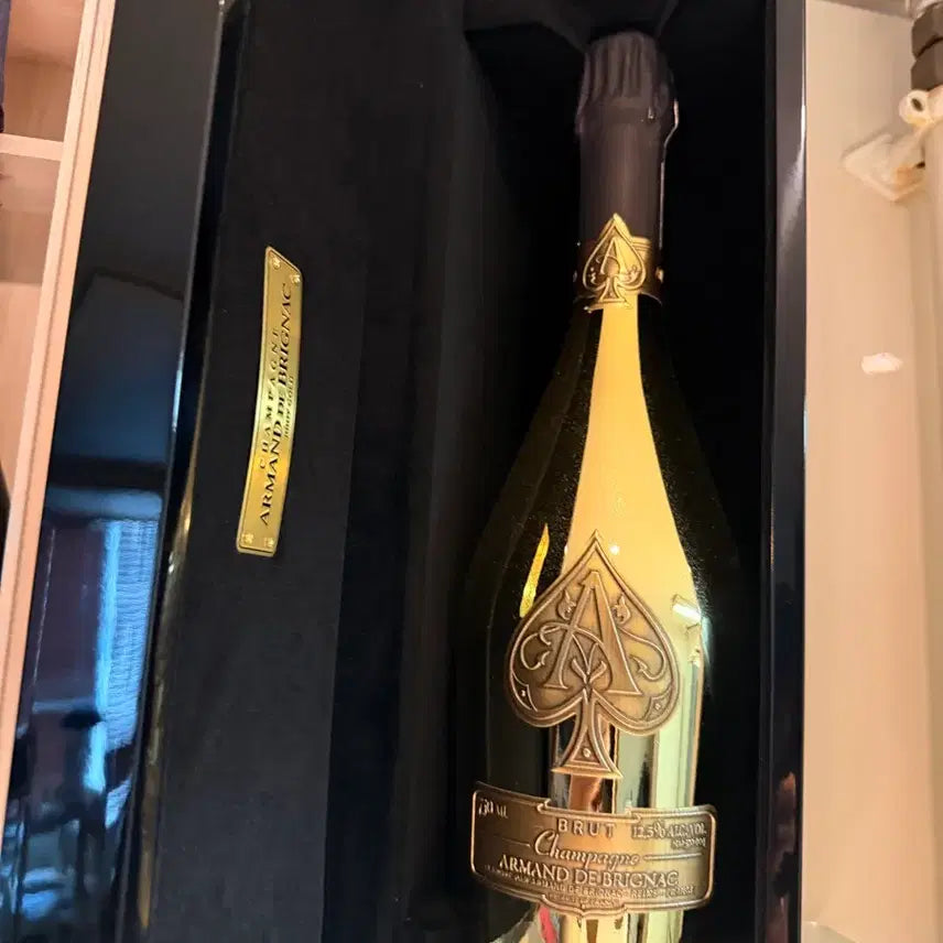 [BUNJANG] Armand de Brignac Gold Champagne / 아르망디 골드 저렴하게판매합니다
