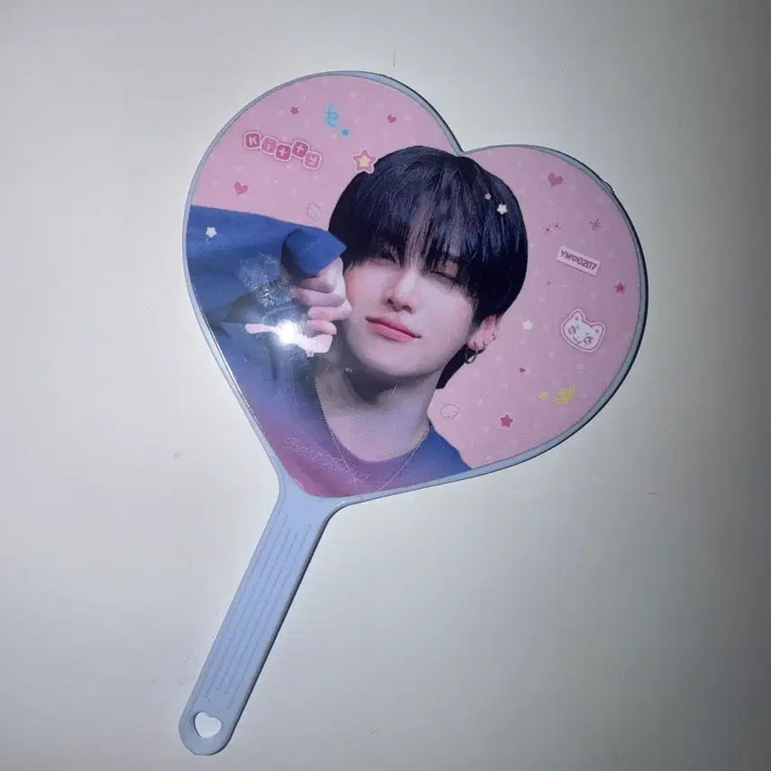 [BUNJANG] &amp;TEAM Yuma Heart Mini Uchiwa / 앤팀 유마 하트미니우치와 양도