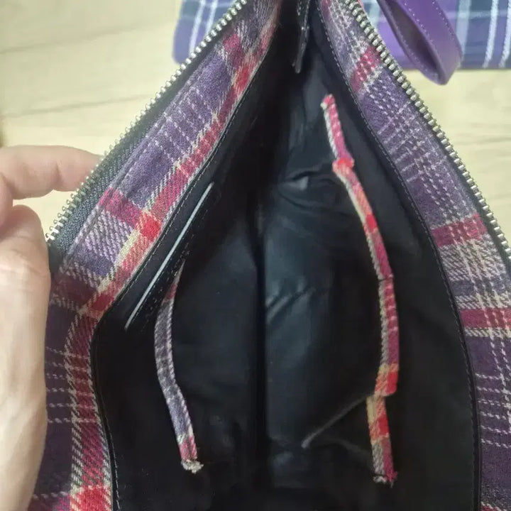 [BUNJANG] BTS x Starbucks Collaboration Tartan Check Pouch Set (2 Types) / 