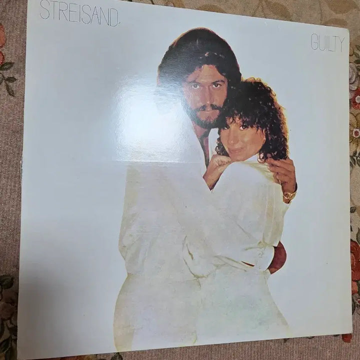 [BUNJANG] Barbra Streisand Guilty LP / 바브라 스트라이샌드 LP Guilty