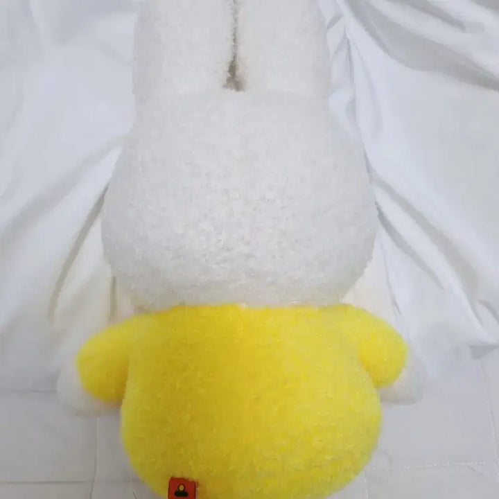 [BUNJANG] Miffy Sitting Plush Yellow 30cm Medium / 미피 인형 SITTING 옐로우 30cm 중형 인형 miffy