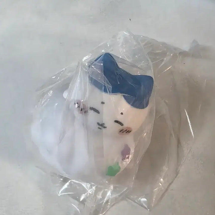 [BUNJANG] Chiikawa Hachware Cloud Light Mood Lamp Gacha / 치이카와 먼작귀 구름 라이트 무드등 가챠 하치와레