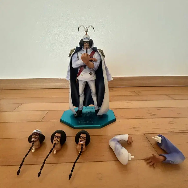 [BUNJANG] Maximum Whitebeard, Sengoku Figure Bundle (Unsealed) / 맥시멈 흰수염, pop 센고쿠 묶어 팝니다 (개봉품)