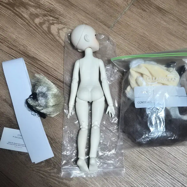 [BUNJANG] Tinyfox USD Doll Set (Wig and Outfit Included) / 타이니폭스 usd
