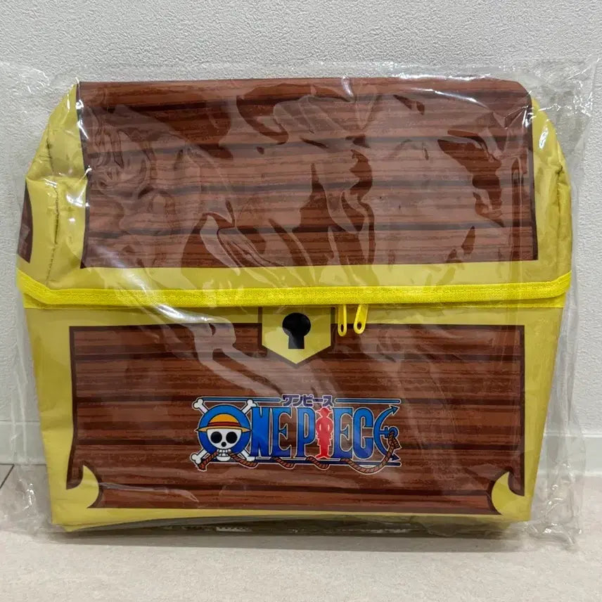 [BUNJANG] One Piece Treasure Chest Insulated Bag / 원피스 보물상자 보냉백