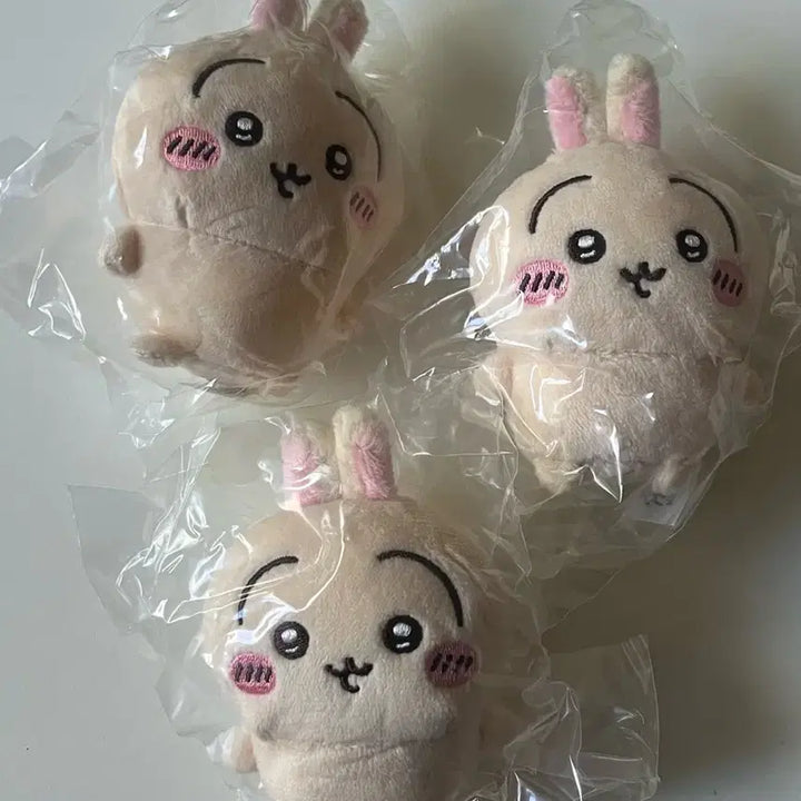 [BUNJANG] Chiikawa Usagi Seated Plush / 치이카와 앉은 누이 우사기