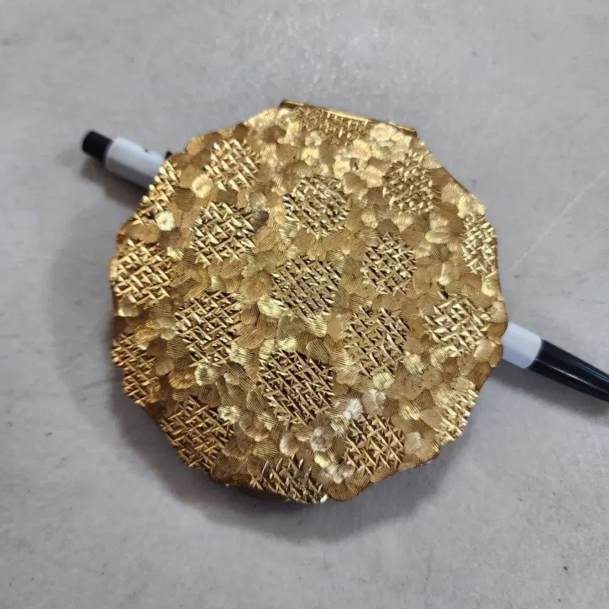 [BUNJANG] Stratton Vintage Powder Compact / 영국 오래된 빈티지 스트라튼(Stratton) 파우더 콤팩트. 사용제 중고 입니다 지름8.7cm