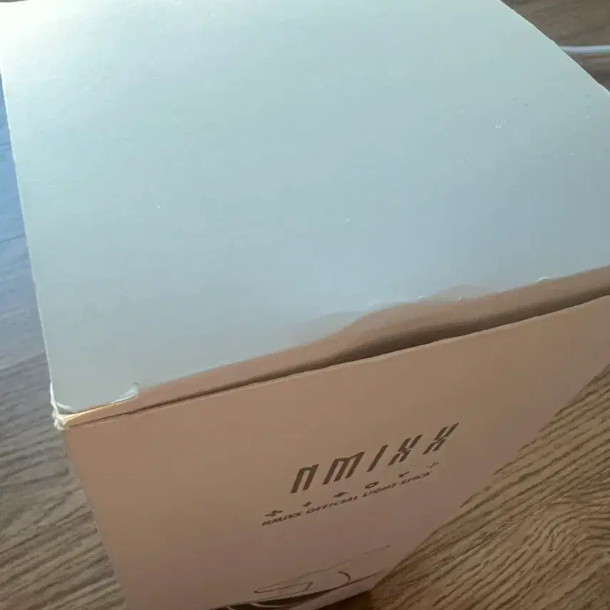 [BUNJANG] NMIXX Official Lightstick / NMIXX 공식 응원봉