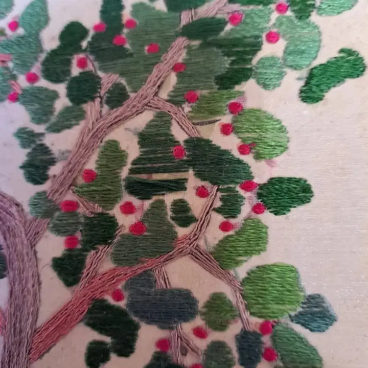 [BUNJANG] Traditional Embroidery Fruit Harvest Artwork / 전통 자수 과일 수확 그림