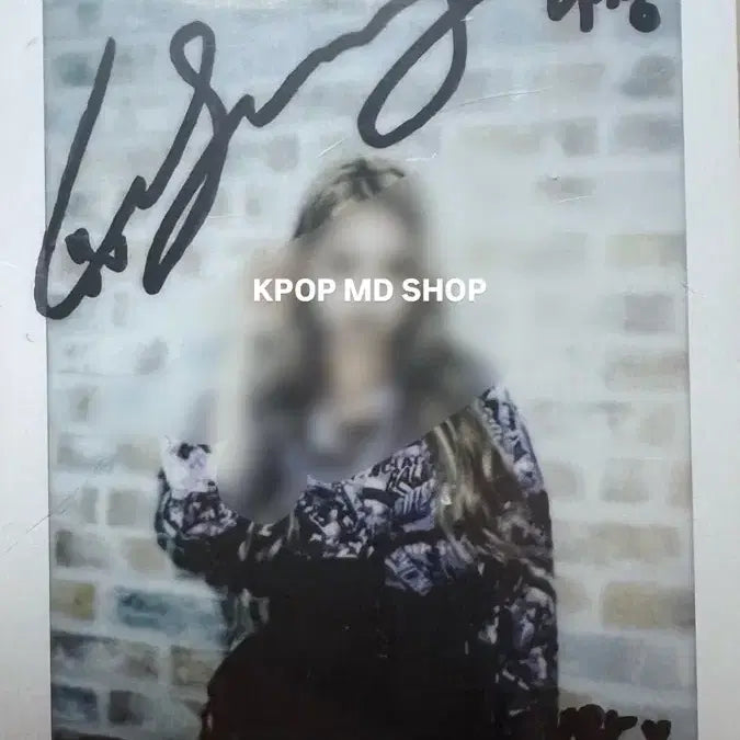 [BUNJANG] fromis_9 Lee Nagyung Autographed Signed Polaroid / 프로미스나인 프미나 프나 나경 이나경 친필 싸인 사인 폴라로이드 폴라