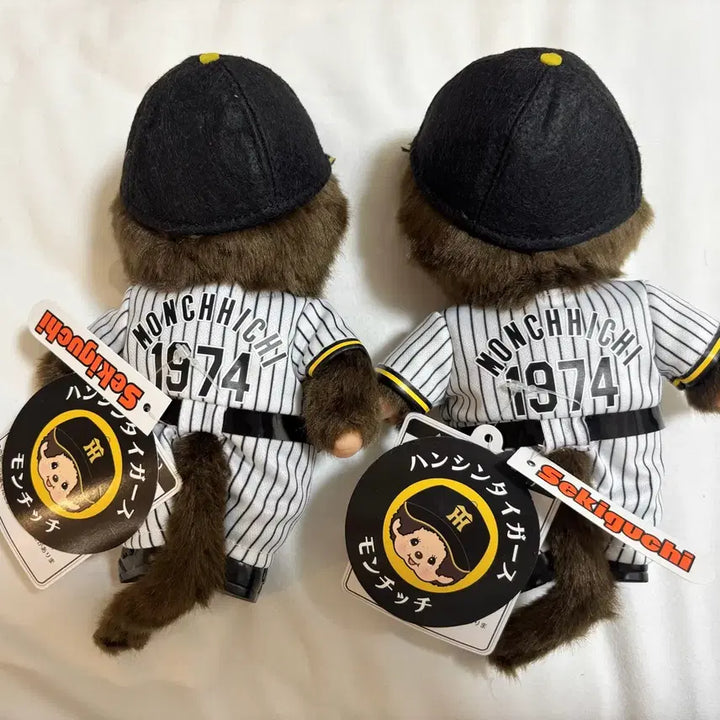 [BUNJANG] Authentic Monchhichi Hanshin Tigers Doll (Rare) / 정품 몬치치 한신 타이거즈 인형 (레어)