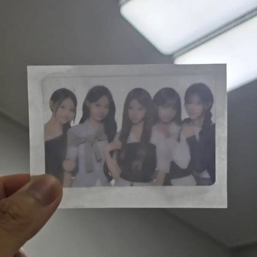 [BUNJANG] RESCENE Group Photocard / CU 리센느 빵 포토카드(단체)