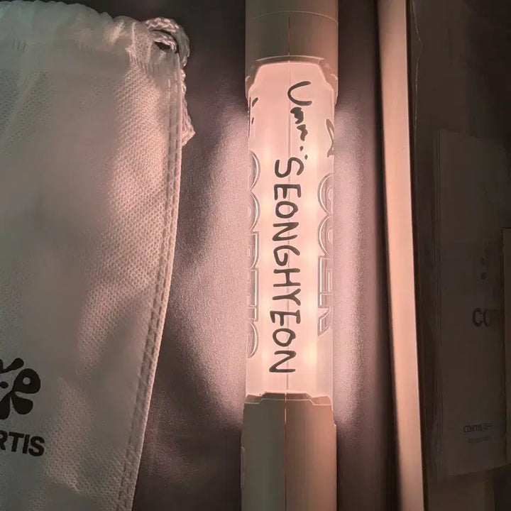 [BUNJANG] CORTIS Lightstick + Reflective Sticker / 코르티스 응원봉 + 반사스티커
