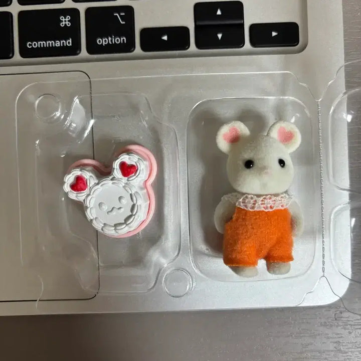 [BUNJANG] Sylvanian Families Marshmallow Mouse / 실바니안 마쉬멜로우 생쥐