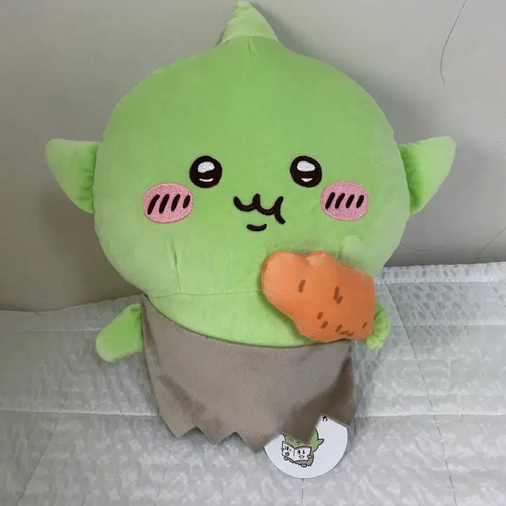 [BUNJANG] Cheekawa Goblin Big Plush / 치이카와 고블린 빅누이