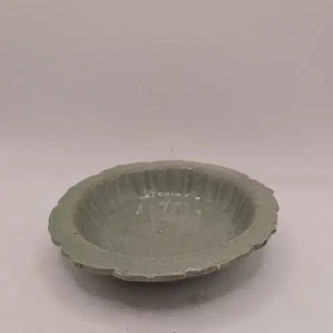 [BUNJANG] Authentic Goryeo Celadon Flower-Shaped Plate / 진품 고려청자 화형접시 골동품