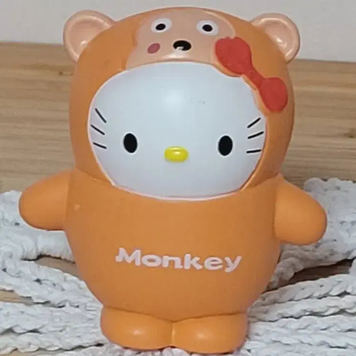 [BUNJANG] Sanrio Hello Kitty Mini Figure Set / 정품 산리오 헬로키티 인형탈 코스프레 미니 피규어 3종/ 일괄판매