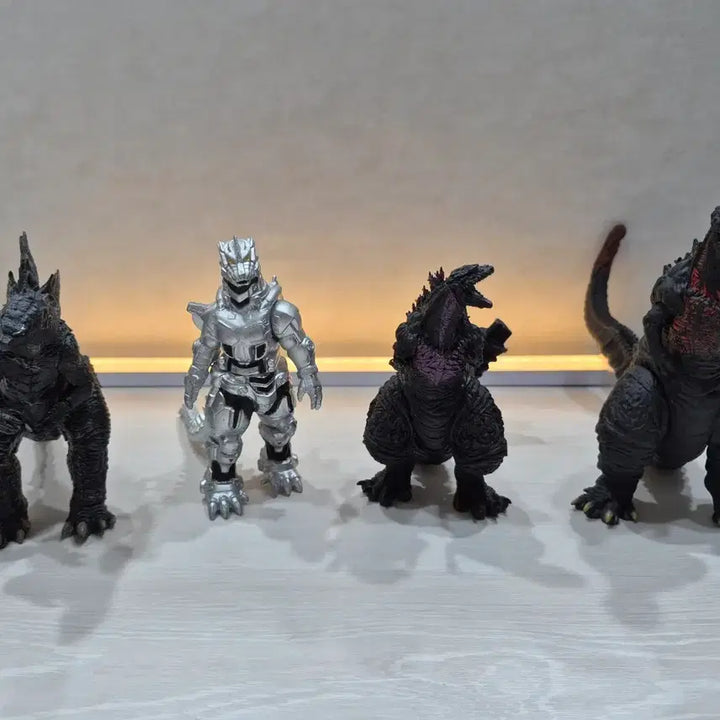 [BUNJANG] Godzilla 4-Type Figure Set / 고질라 피규어 4종