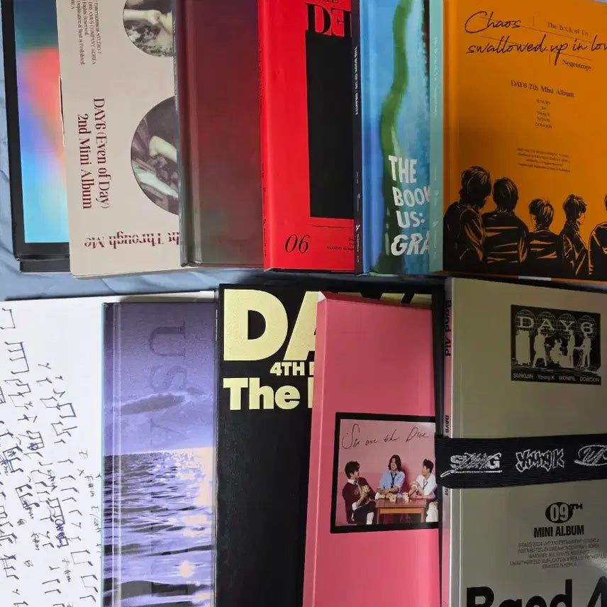 [BUNJANG] Day6 Young K Entropy, Demon, Gravity, Negentropy, The Day The Cage (Dice Version), Band-Aid, Even of Day Gluon, Through, Eternal, Let it Burn Album Bundle Set / 데이식스 day6 이오데 영케이 앨범 10종 일괄  양도