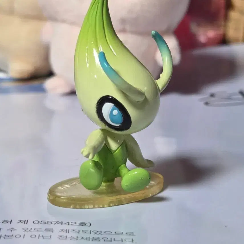 [BUNJANG] Pokemon Moncolle Celebi Figure / 급처)포켓몬스터 몬콜레 세레비 피규어