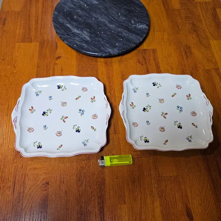 [BUNJANG] Villeroy &amp; Boch Petite Fleur Rectangular Handled Cake Plate Set (2 pcs) / 올드 빈티지 빌레로이앤보흐 쁘띠플뢰르 사각 손잡이 케이크 접시 2pcs.