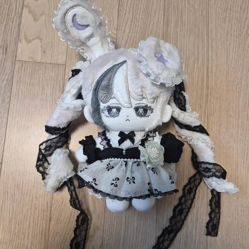 [BUNJANG] Unia 20cm Plush Doll / 무속성 유니아