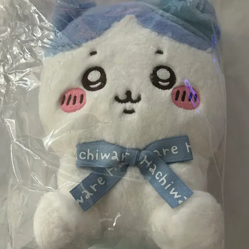 [BUNJANG] Chiikawa Hachiware Seated Plush Doll / 치이카와 하치와레 도쿄 앉은 인형
