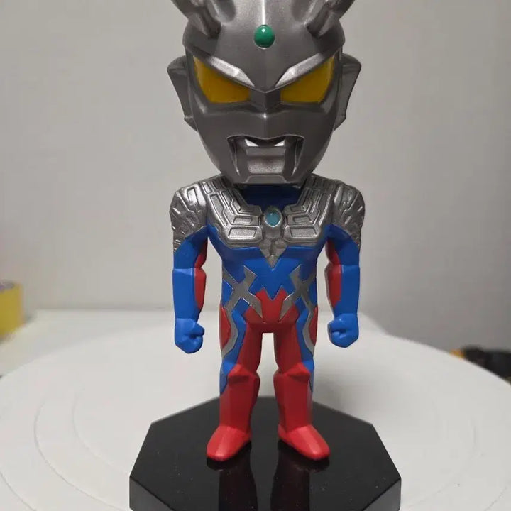 [BUNJANG] Ultraman Zero Figure (No Box) / 울트라맨 제로 피규어 (노박스)
