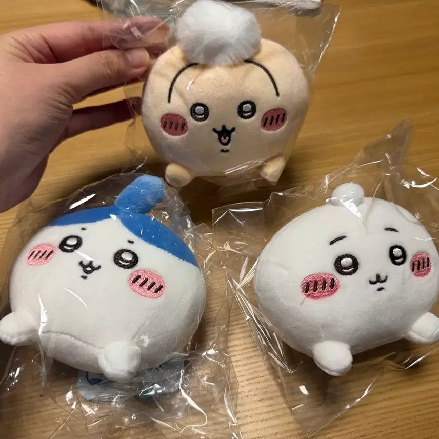 [BUNJANG] Chiikawa "Cheeky Butt" Series Hamuniwa Plush Set / 치이카와 엉덩이 햄냥토(일괄)