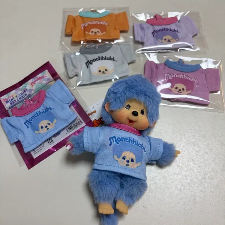 [BUNJANG] Monchhichi T-Shirt Sky Blue / 몬치치 티셔츠 하늘색