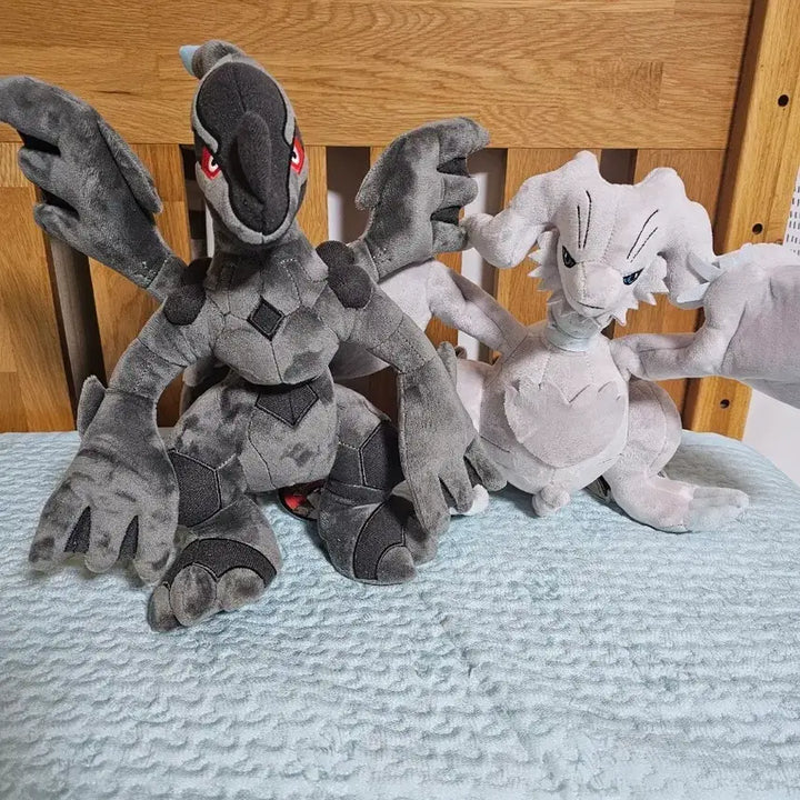 [BUNJANG] Pokemon Reshiram Zekrom Doll Bundle Set / 포켓몬스터 레시라무 제크로무 인형 일괄