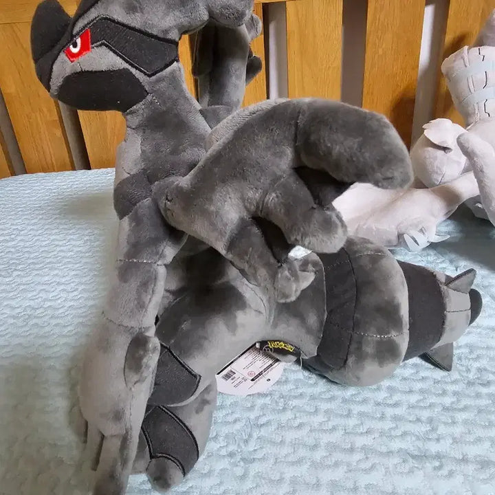 [BUNJANG] Pokemon Reshiram Zekrom Doll Bundle Set / 포켓몬스터 레시라무 제크로무 인형 일괄