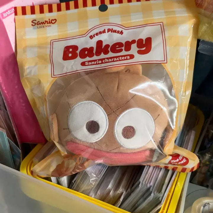 [BUNJANG] Sanrio Bakery Hangyodon Plush / 산리오 베이커리 한교동 인형