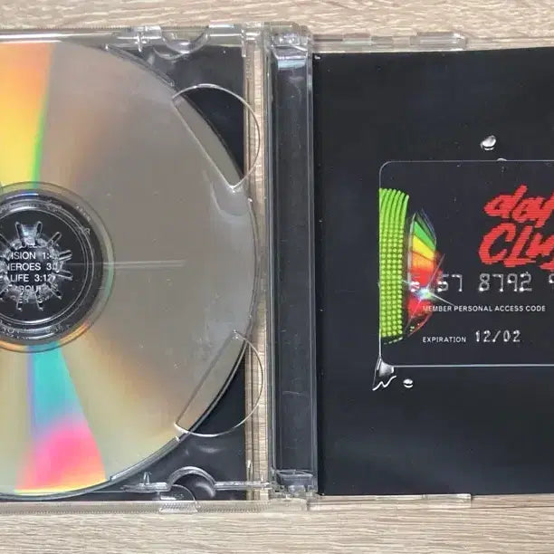 [BUNJANG] Daft Punk Discovery CD Membership Card Version / 다프트 펑크 - Discovery CD 판매 (멤버십 카드 버전)