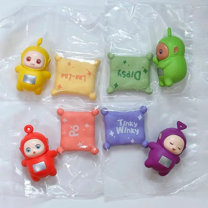 [BUNJANG] Teletubbies Nap Pose Stack-Up Mini Magnet Figures - Dipsy, Tinky Winky, Laa-Laa, Po / 텔레토비 낮잠포즈 스택업 미니 자석 마그넷 피규어  - 보라돌이 뚜비 나나 뽀