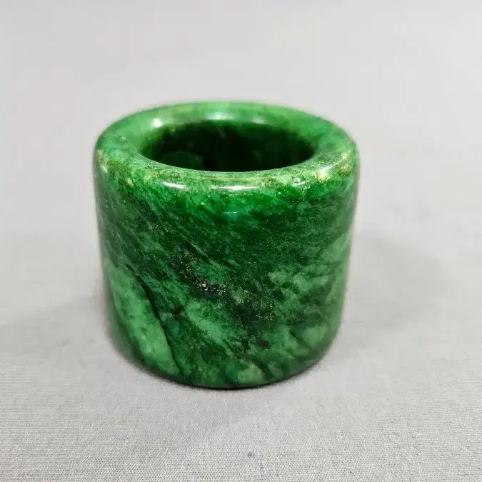 [BUNJANG] Large Carved Jade Ring - Decorative Item / 굵고 넓은 옥 조각 링