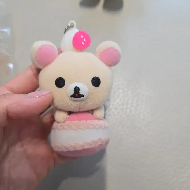 [BUNJANG] Classic Korilakkuma Macaron Keyring / 고전 코리락쿠마 마카롱 키링