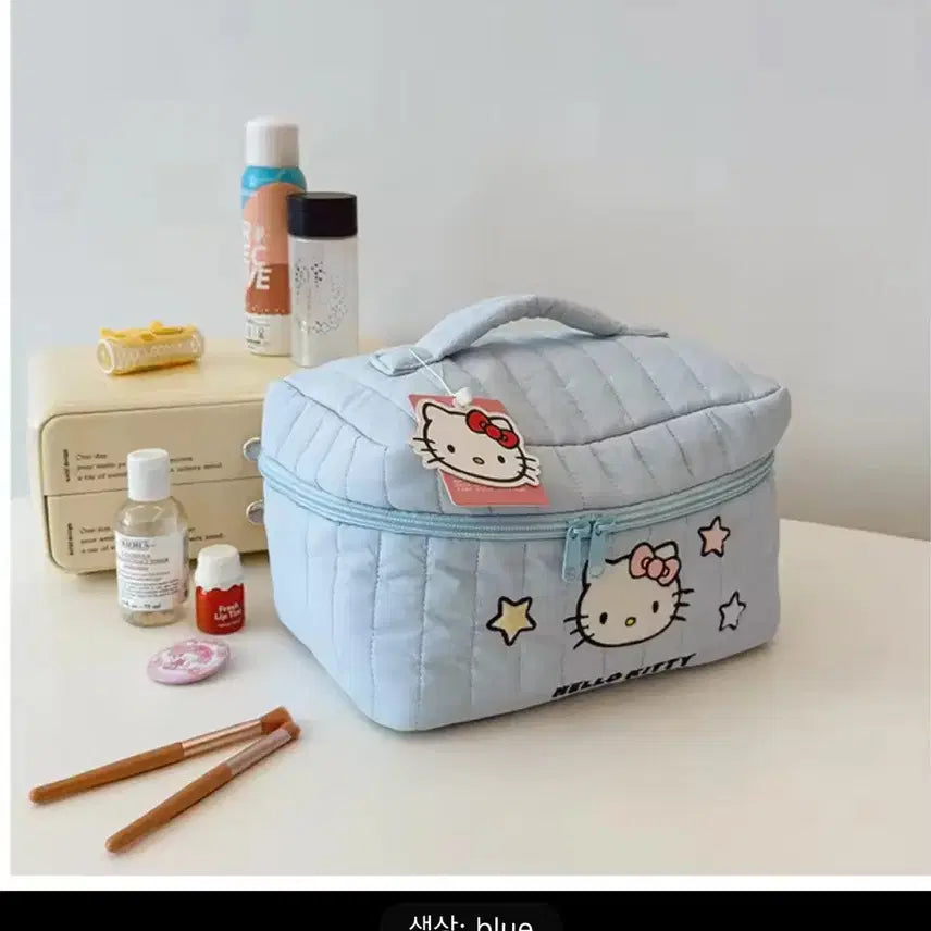 [BUNJANG] Hello Kitty Quilted Cosmetic Pouch Bag / 헬로키티 화장품 파우치 가방