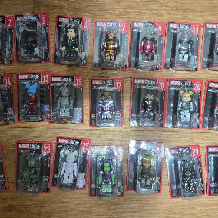 [BUNJANG] Marvel Studios Bearbrick Set / 마블 스튜디오 베어브릭 세트