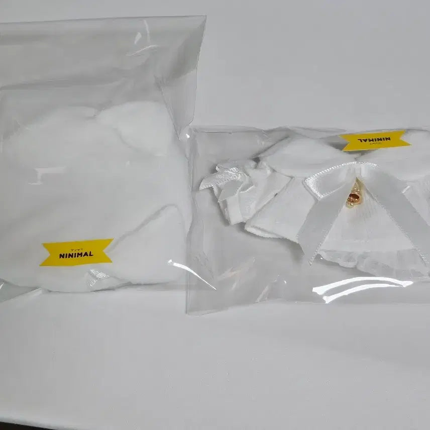 [BUNJANG] Ninimal Fluffy Cat 10cm White Outfit Set / 니니멀 플러피캣 10cm 화이트