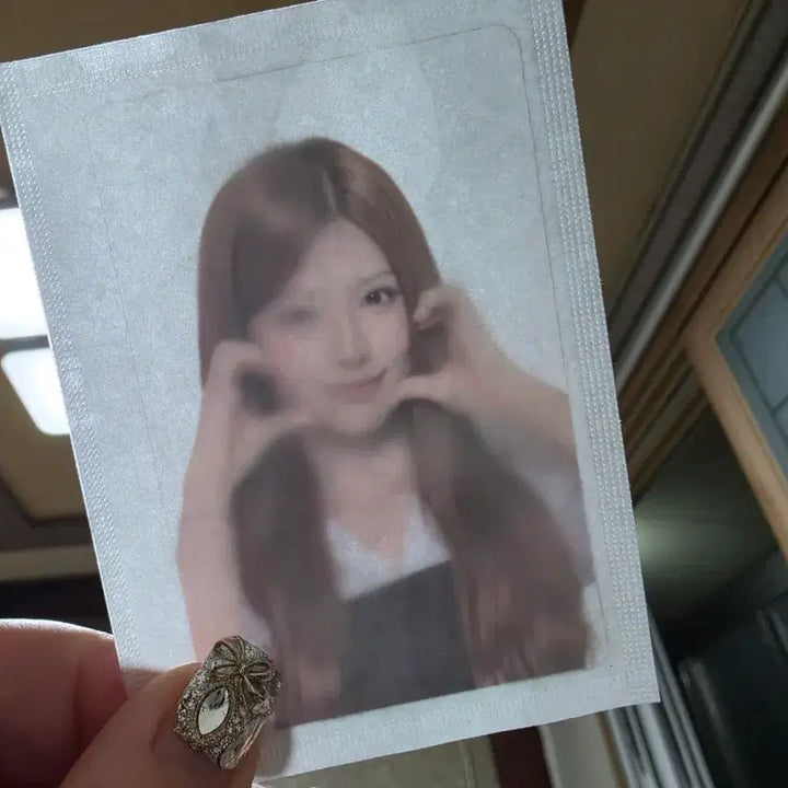 [BUNJANG] CLASS:y JEANNE Photocard (CU Bread Collaboration) / CU빵 리센느 제나 포토카드