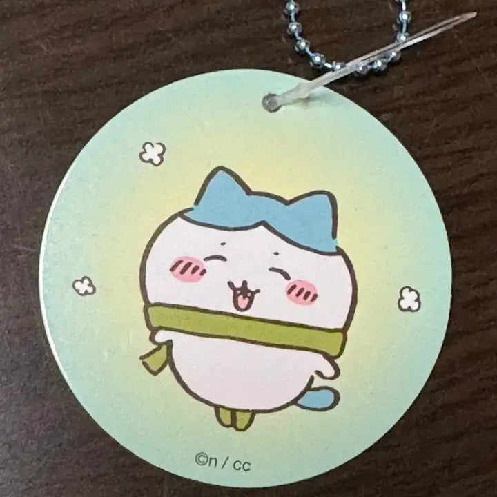 [BUNJANG] Chiikawa Warm Clothes Mascot Hachiware / 일본 치이카와랜드 정품 먼작귀 따끈따끈한 차림 마스코트 하치와레(누쿠누쿠 마스코트)