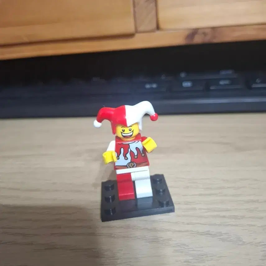[BUNJANG] LEGO 7953 Clown Minifigure / 레고 7953 미니피규어 광대 팔아요.