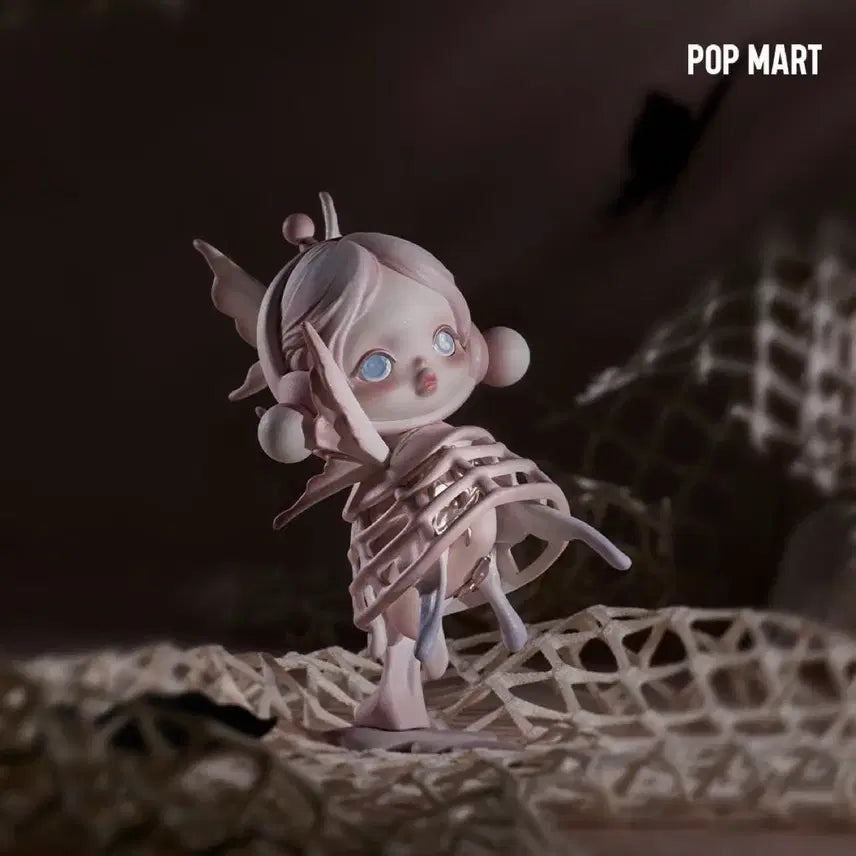 [BUNJANG] Pop Mart Skullpanda Paradox Butterfly Figure / 팝마트 스컬판다 패러독스 나비 피규어
