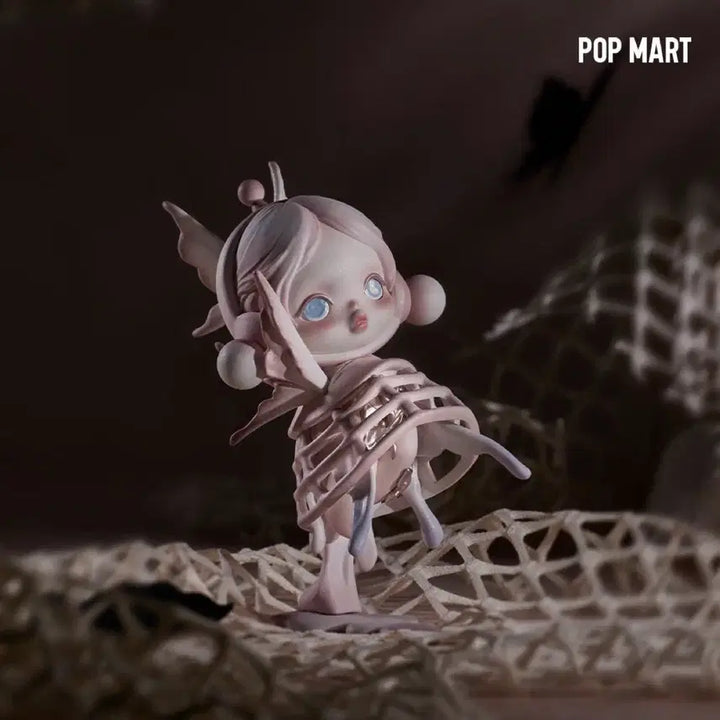 [BUNJANG] Pop Mart Skullpanda Paradox Butterfly Figure / 팝마트 스컬판다 패러독스 나비 피규어